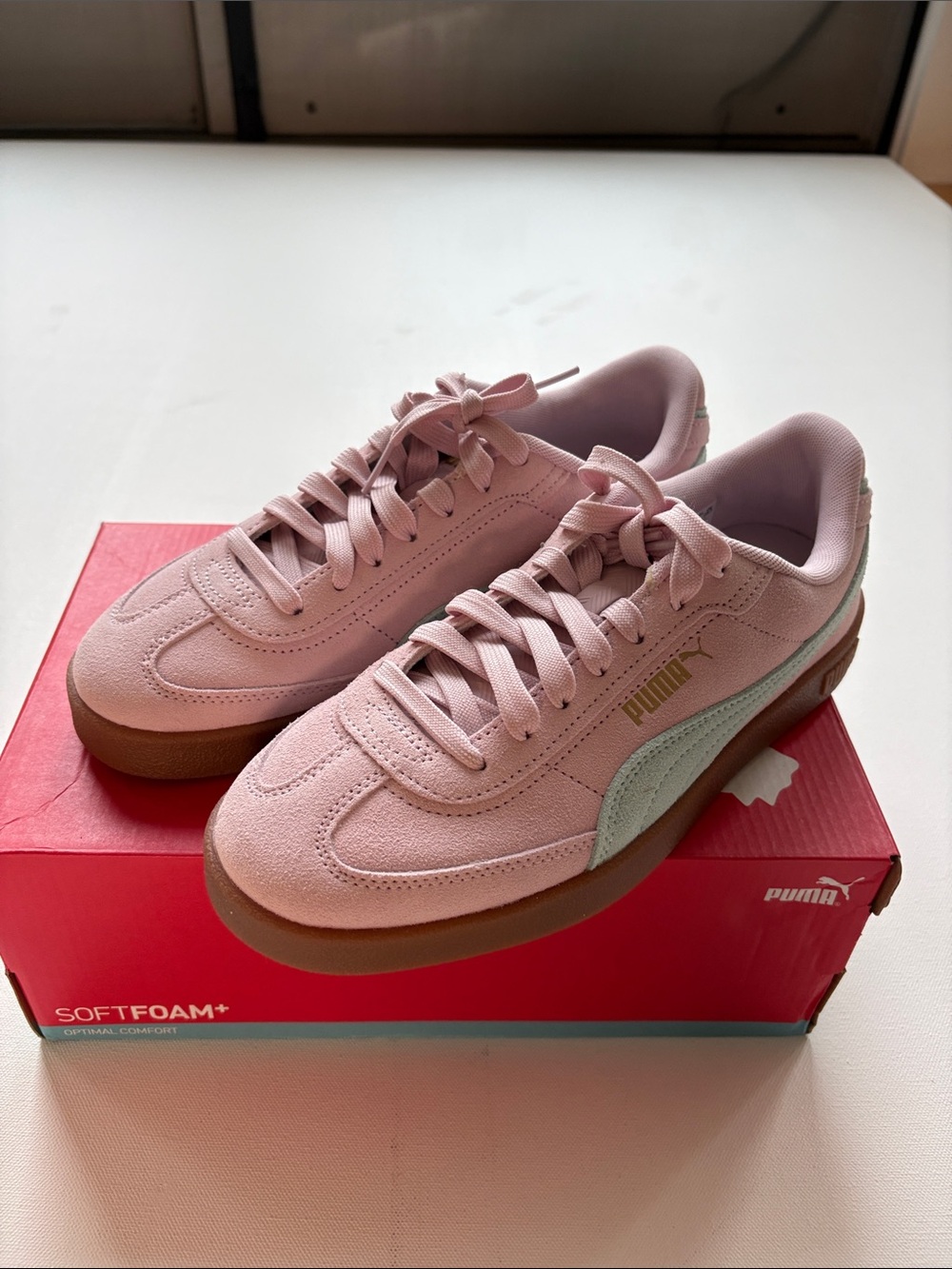 PUMA Club II Era Suede Sneakers-NIB-Rose Mauve/Safe Lake/Gum-Size 9 - Picture 4 of 8